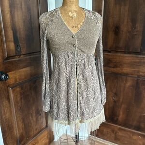 A’Reve Lace Trimmed Cardigan Women's M